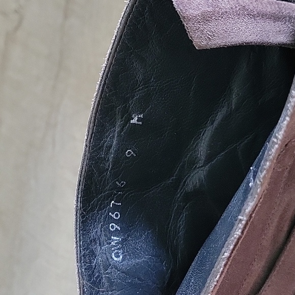 Stuart Weitzman buckle boots size 9 - Picture 11 of 11